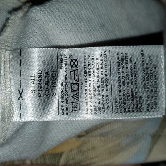 Old Navy Shorts Small TALL - Picture 4 of 4